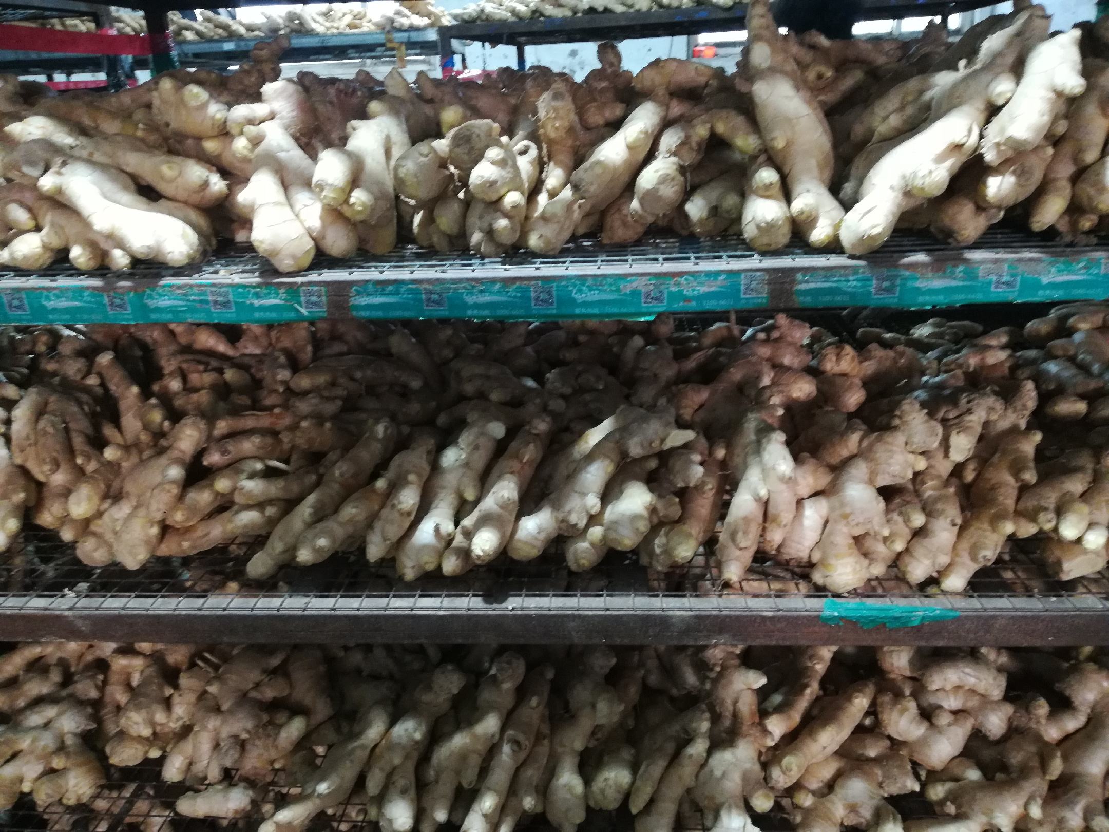 红芽姜在市场中的销售场景