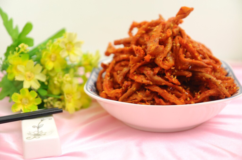 老萝卜干装盘特写