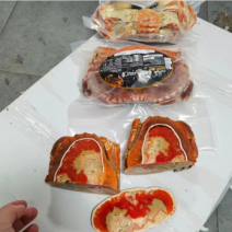 面包蟹10kg/件饱满度非常好，个个带膏。