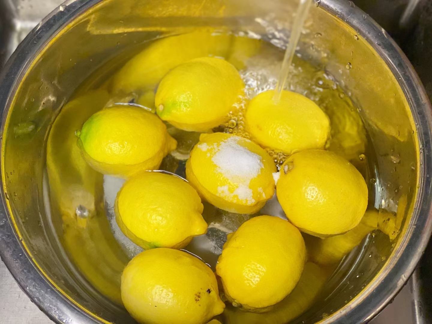 柠檬清洗与浸泡