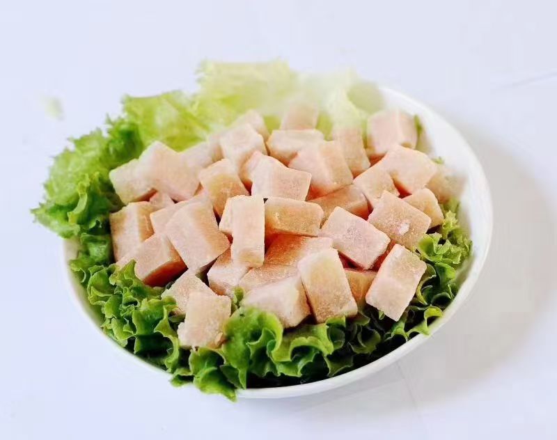 成品图：鸡肉炒西芹装盘效果