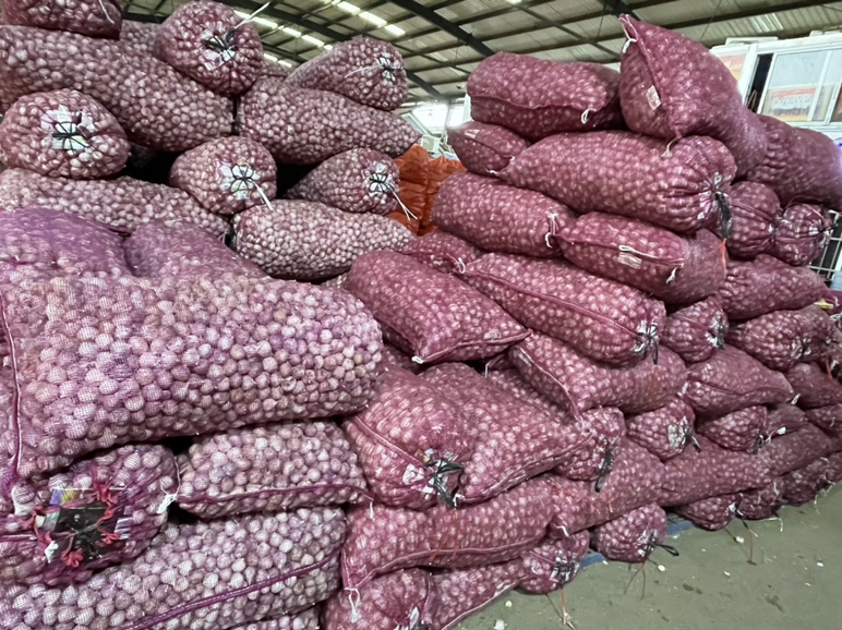 独头蒜市场选购场景