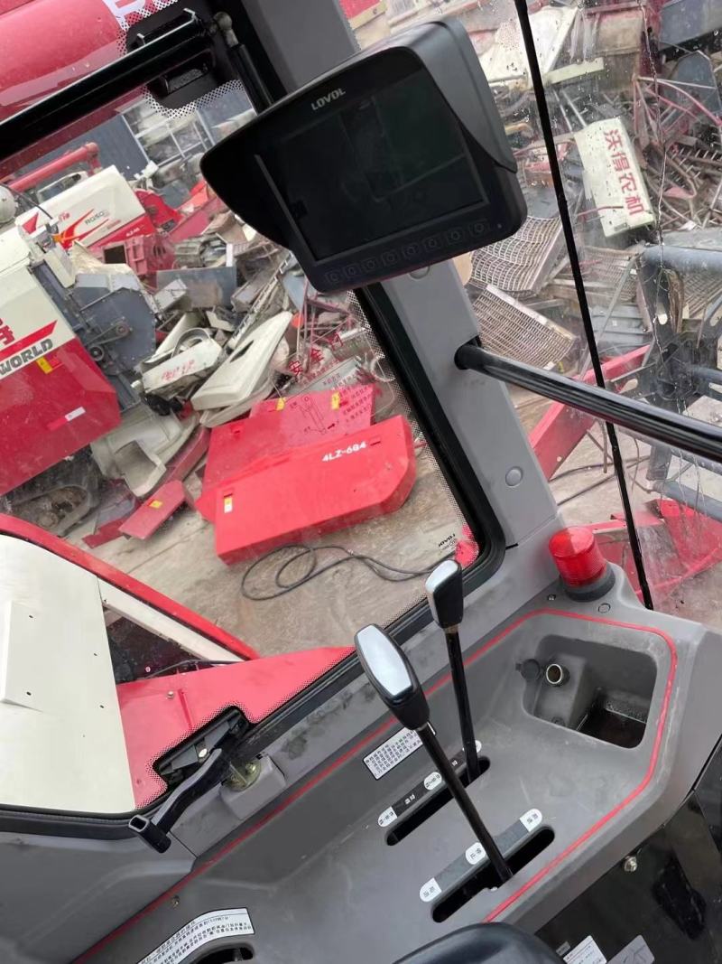 雷沃空调二代驾驶室精品车况整车无磕无碰