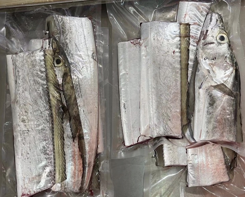 带鱼清洗前后对比图