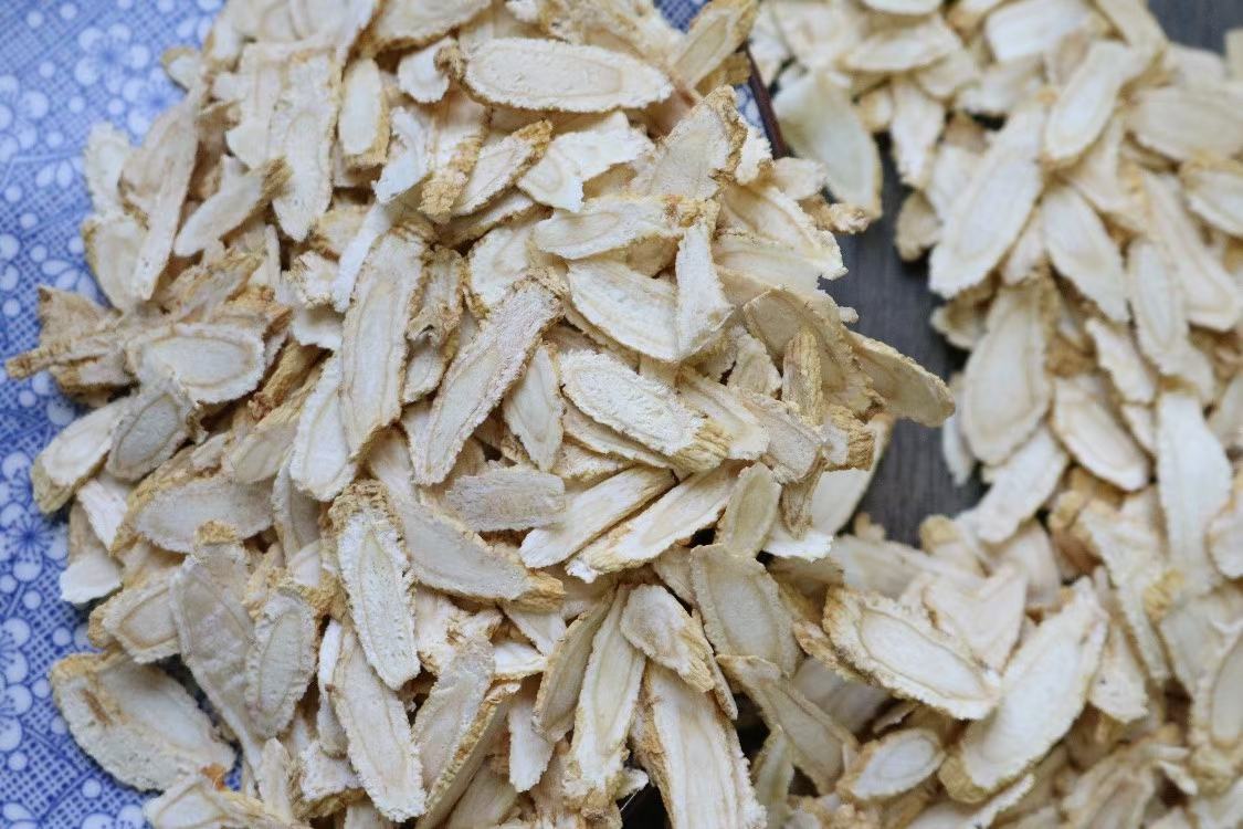 西洋参水蒸食材准备