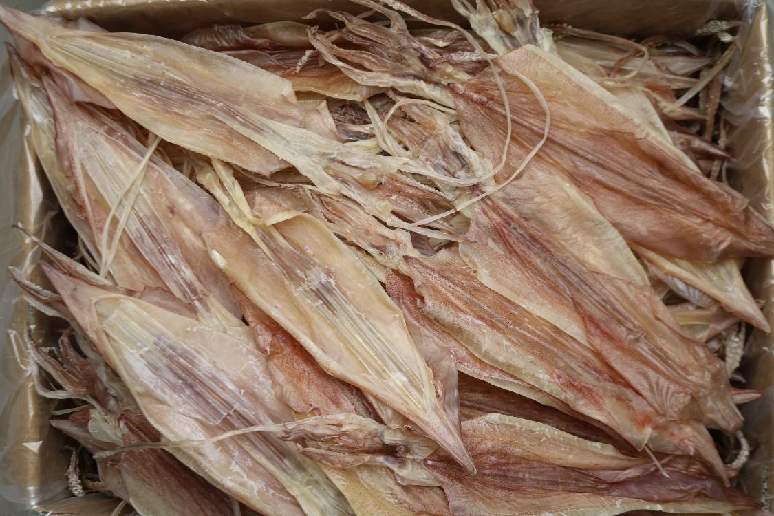 消费者扫码查验生食牡蛎溯源信息界面截图:显示采收时间(2024-05-12 06:23)、净化结束时间(08:45)、诺如病毒检测报告(阴性)、全程温度曲线(0.2–0.8℃平稳)、配送签收时间(11:17) 消费者扫码查验生食牡蛎溯源信息界面截图:显示采收时间(2024-05-12 06:23)、净化结束时间(08:45)、诺如病毒检测报告(阴性)、全程温度曲线(0.2–0.8℃平稳)、配送签收时间(11:17)