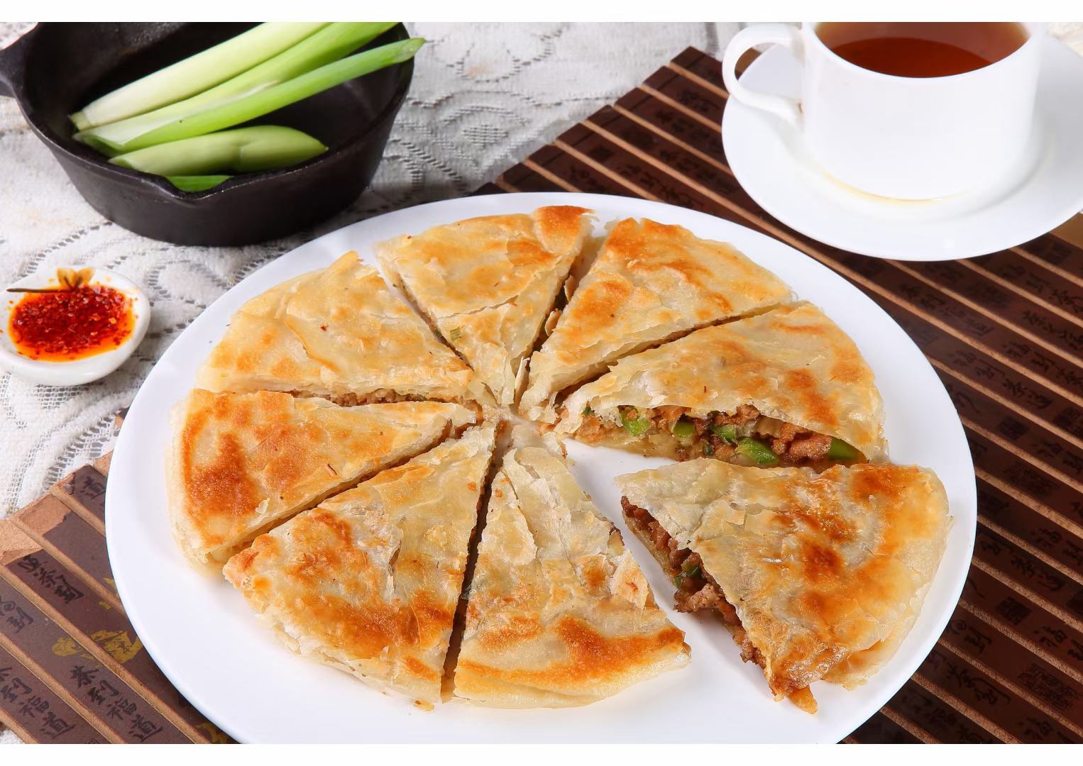 粉葛肉饼成品展示：金黄酥脆，香气扑鼻