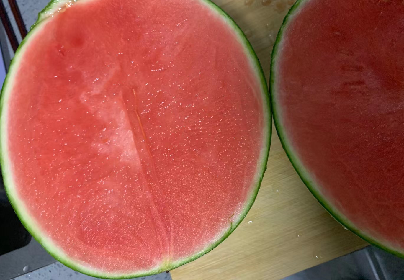 8424西瓜成熟果实特写