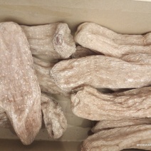 干天麻和干天麻片，干刺梨。