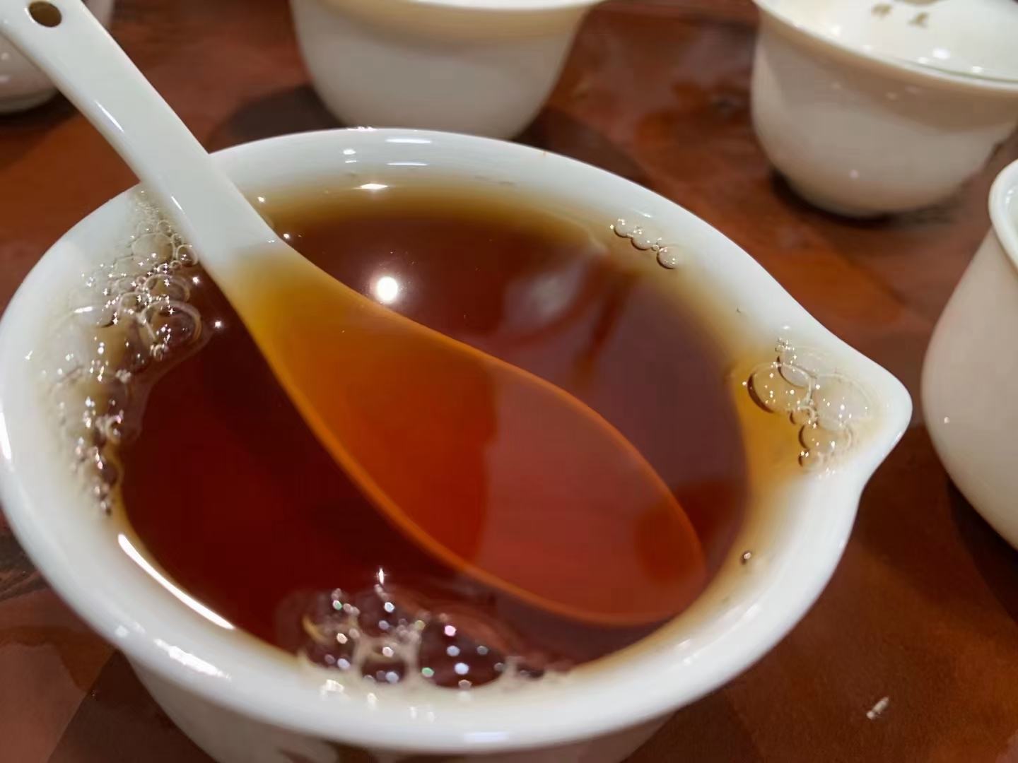 蜂蜜普洱茶冲泡成品图