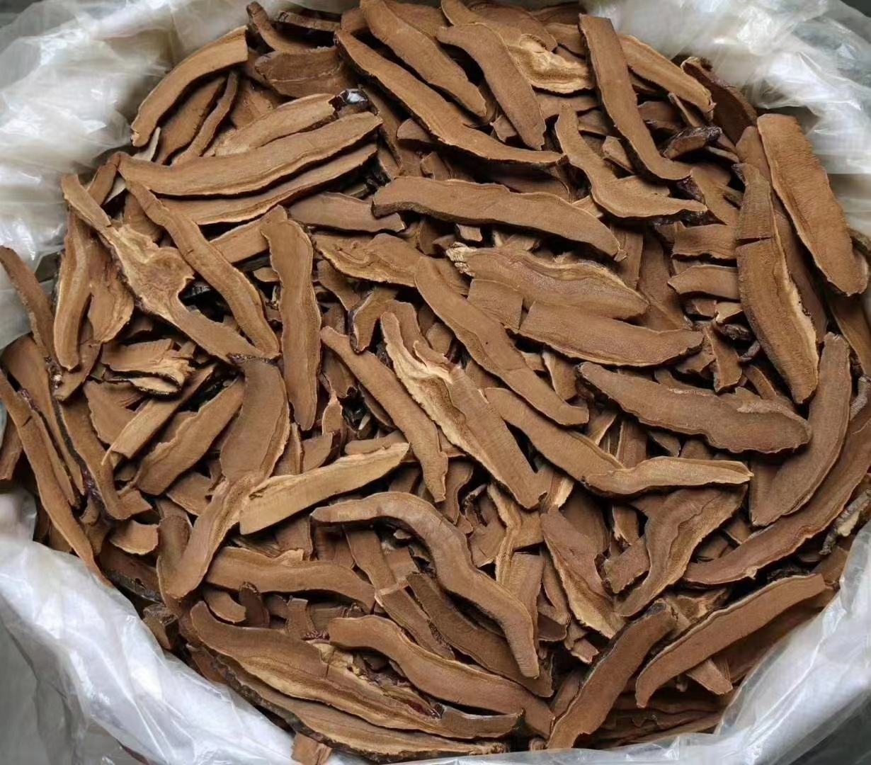 市售灵芝产品标签对比图