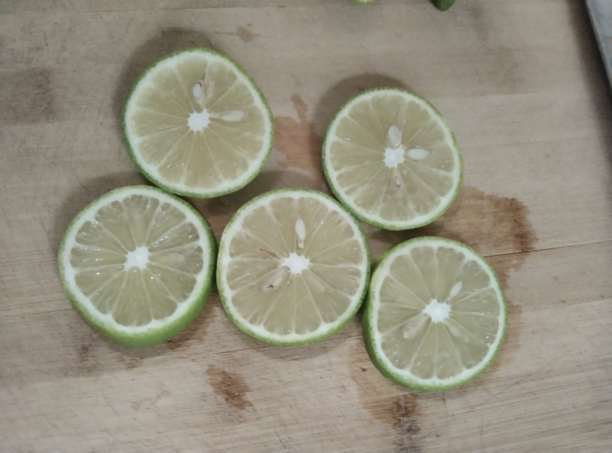 新鲜尤力克柠檬特写