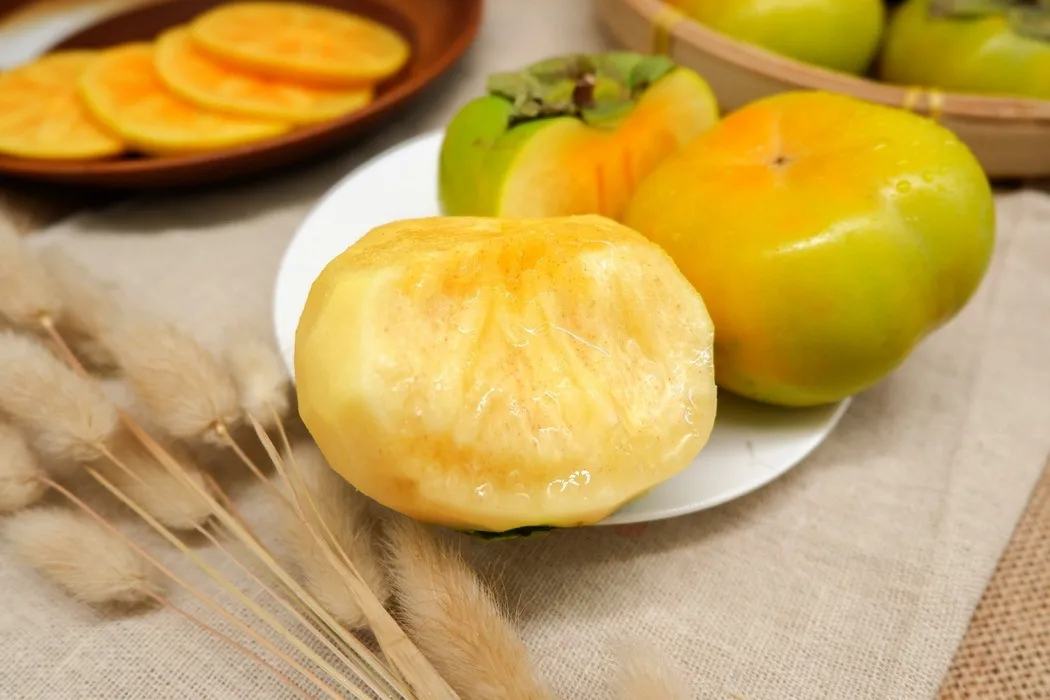 甜柿制作的甜点拼盘