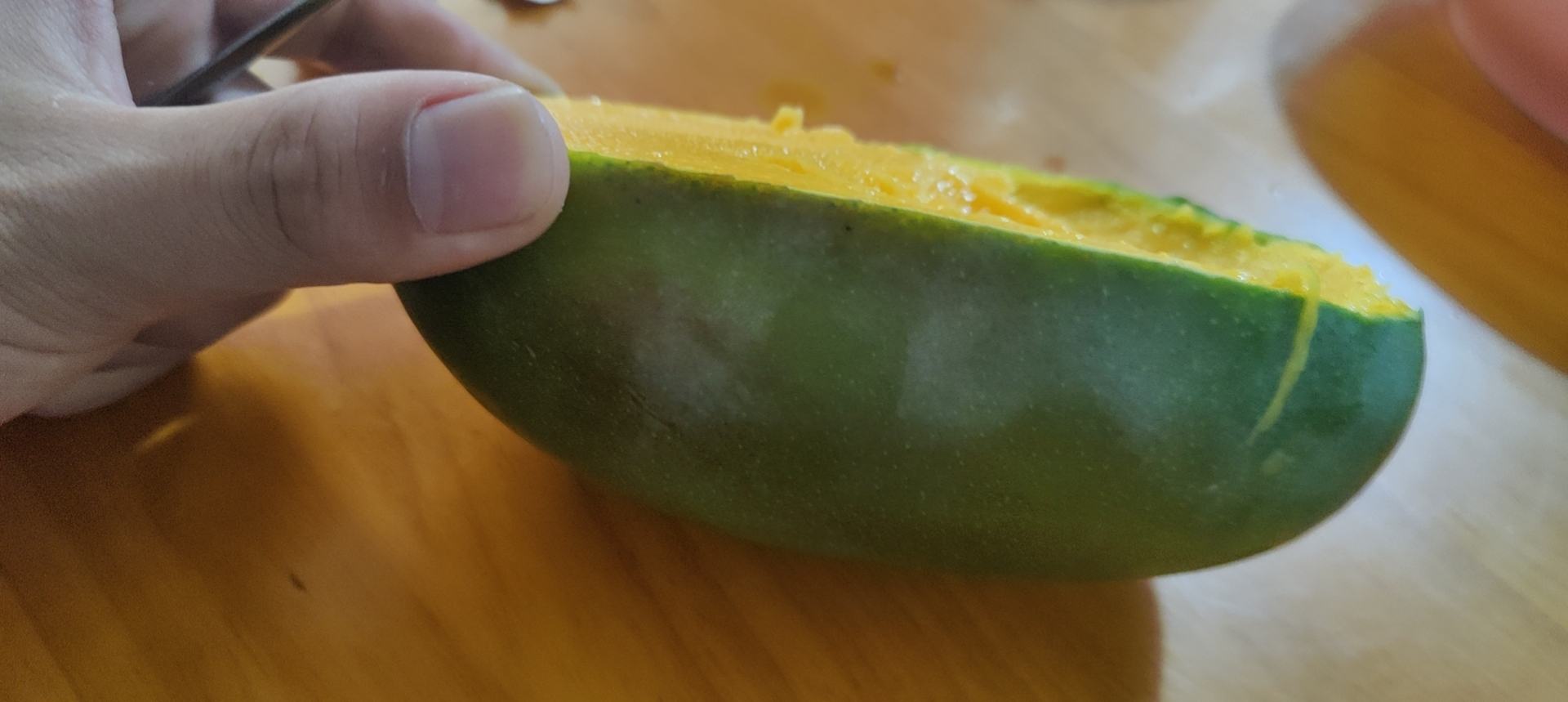 大青芒果实特写