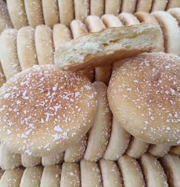 [雪饼批发]山药雪饼老式雪花饼传统糕点早餐面包整箱批发价格55.