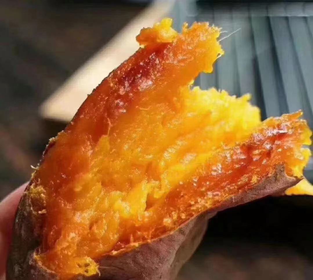 烟薯烤制切面特写