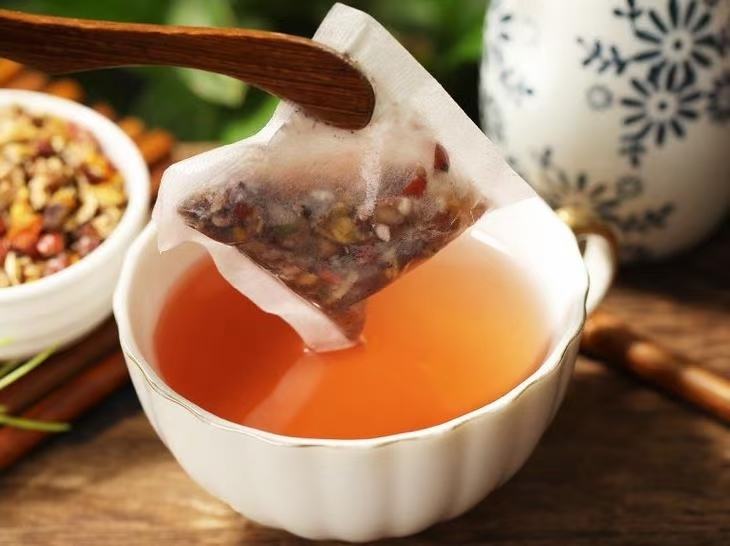 菊花茶冲泡图
