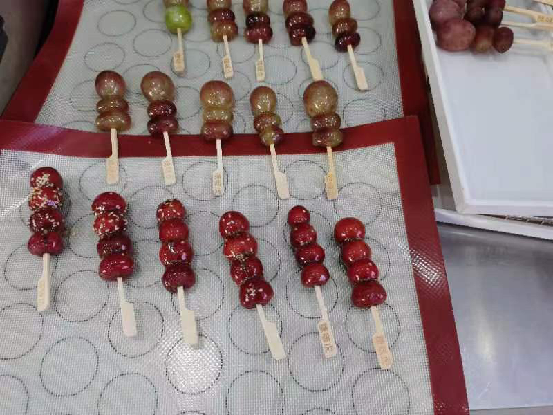 冻干山楂糖葫芦食用方式