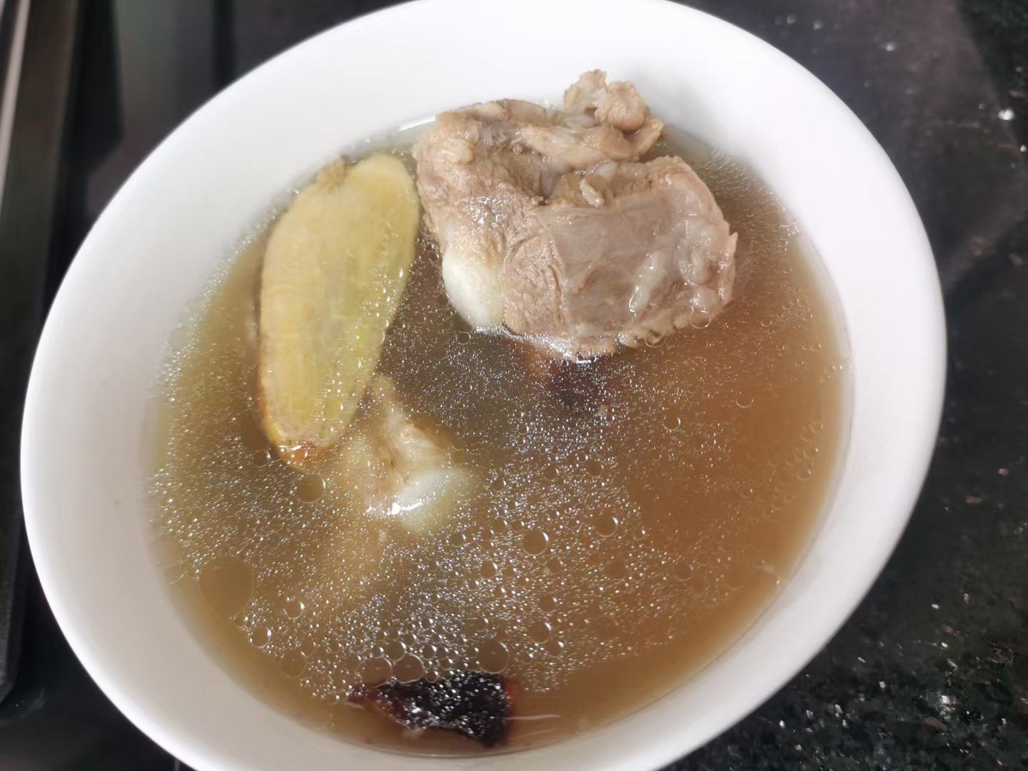 牛肋排炖青萝卜炖煮图