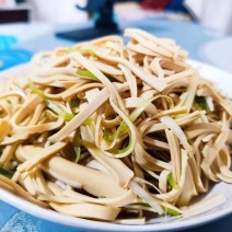 济南南部山高而豆腐皮