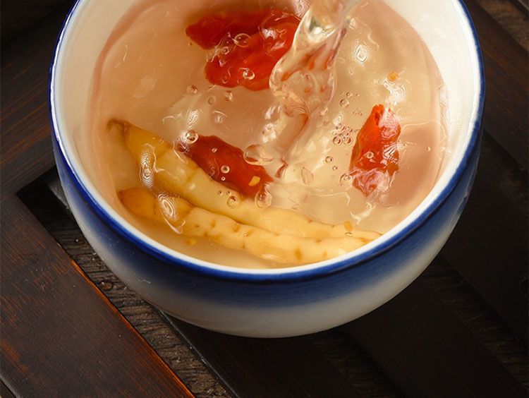 丹参枸杞茶冲泡过程