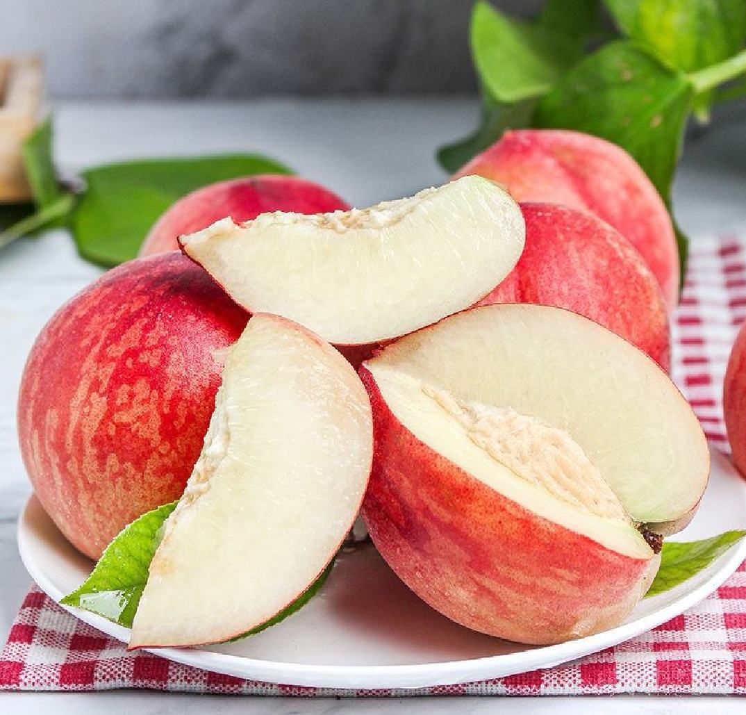 红不软桃特写展示图