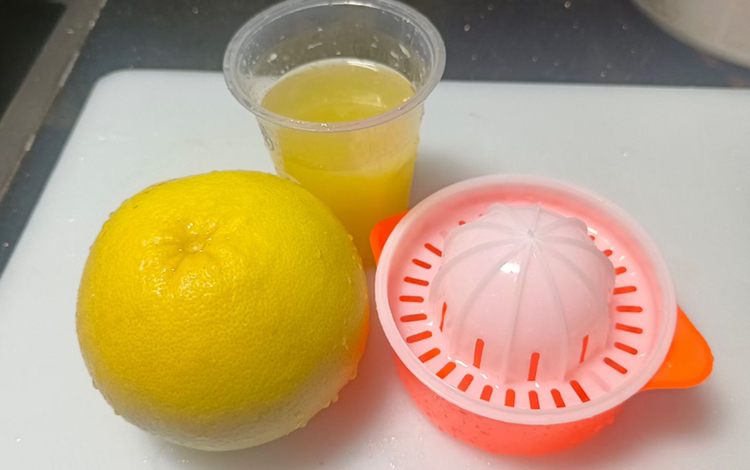 葡萄柚果汁制作过程