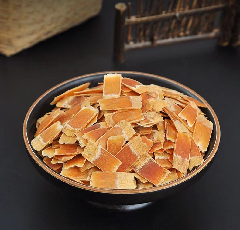 高丽参煲老鸡汤成品图