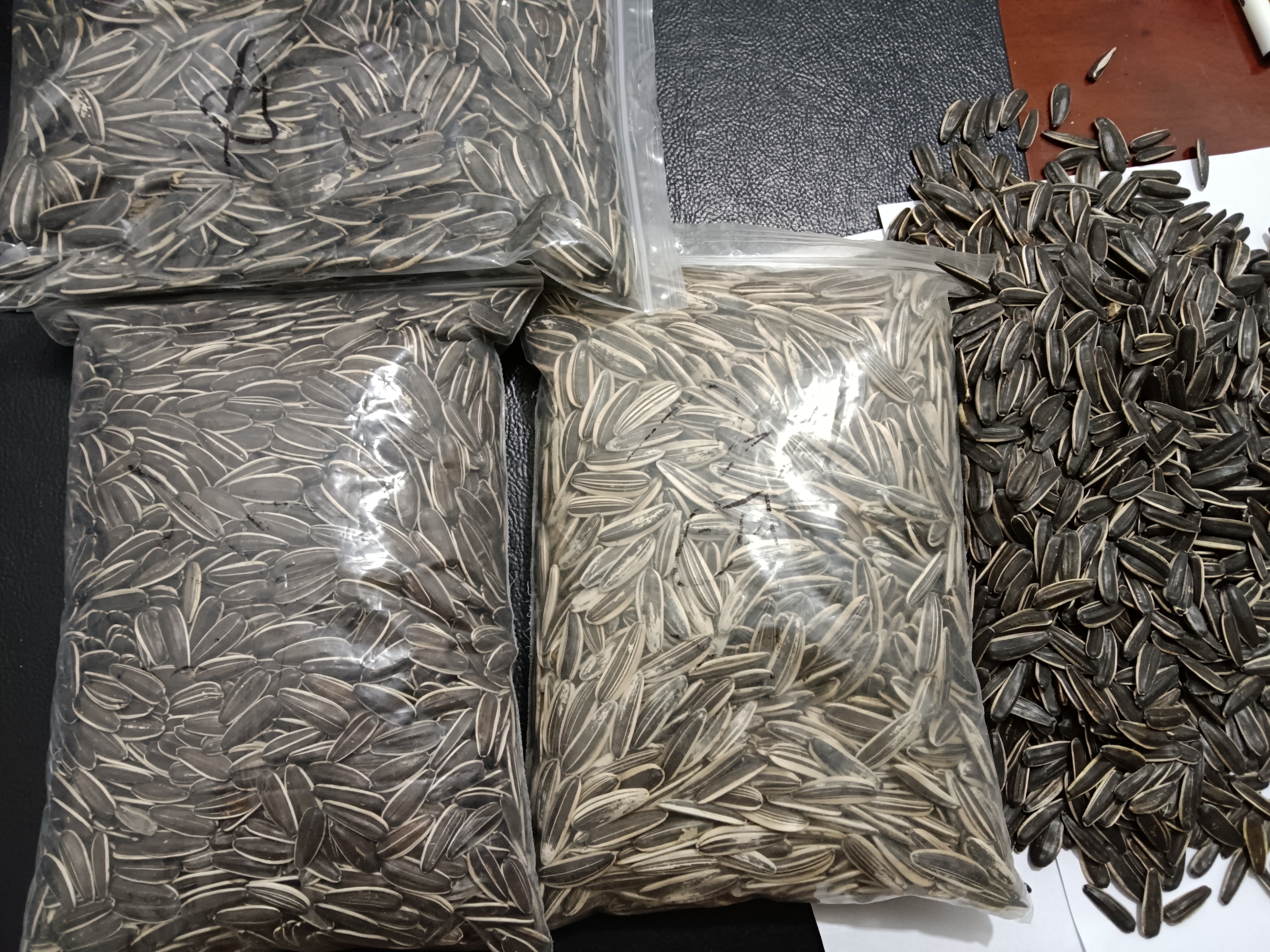 南瓜籽油胶囊产品展示图