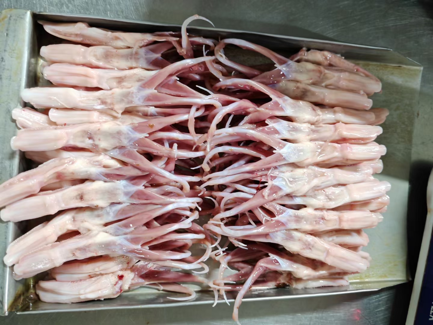 螺丝椒与鸭肉搭配的食材展示