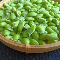2025**一批毛豆，颗粒大，颜色翠绿，口感嫩脆