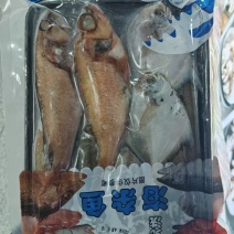 品名：海杂鱼（一包10条鱼）一箱15斤