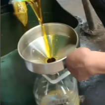 纯正自家榨的菜籽油，无污染，***。