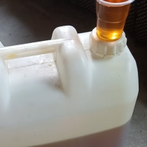 今年种的油菜，7月26号刚炸出来的菜子油，现有现货90斤