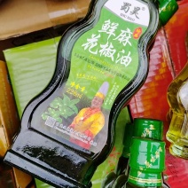 正宗重庆本地花椒企业生产，原材料花椒来自汉源和云南两地