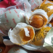 大量批发咸鸭蛋，烤鸭蛋，厂家直发，欢迎采购
