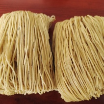【推荐】港式虾仔高汤面。由高汤鸡蛋虾肉虾子做成