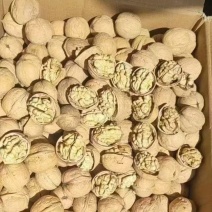 新疆核桃，新疆薄皮核桃，新疆纸皮核桃，新疆185纸皮核桃