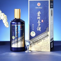 贵州王子酒-蓝·每一滴酒都是时间和工艺的精雕细琢