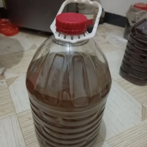 山茶油深山山茶油色泽好口感佳价格便宜欢迎老板联系