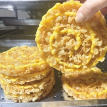 网红炸蛋，螺丝粉米线，麻辣烫串串香火锅批发