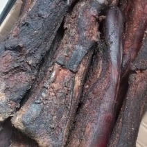 贵州土猪腊肉香肠腊排肠猪脚。