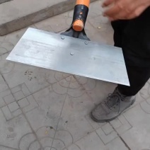 锰钢锯片除雪铲子锋利养殖铲家用清洁铲农用畜牧清粪铲刀户外