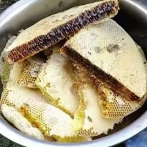看得见的巢，尝得到的甜天然巢蜜，原汁原味不掺假，